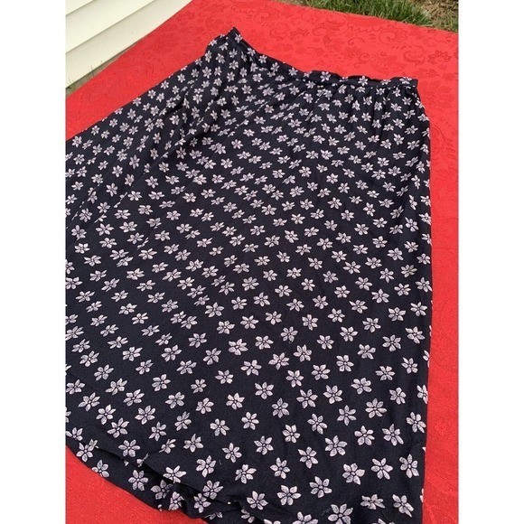 Vintage Rena Rowan‎ Women’s 8 Petite Floral Skirt Flowers Navy Blue Purple Score - Picture 3 of 6
